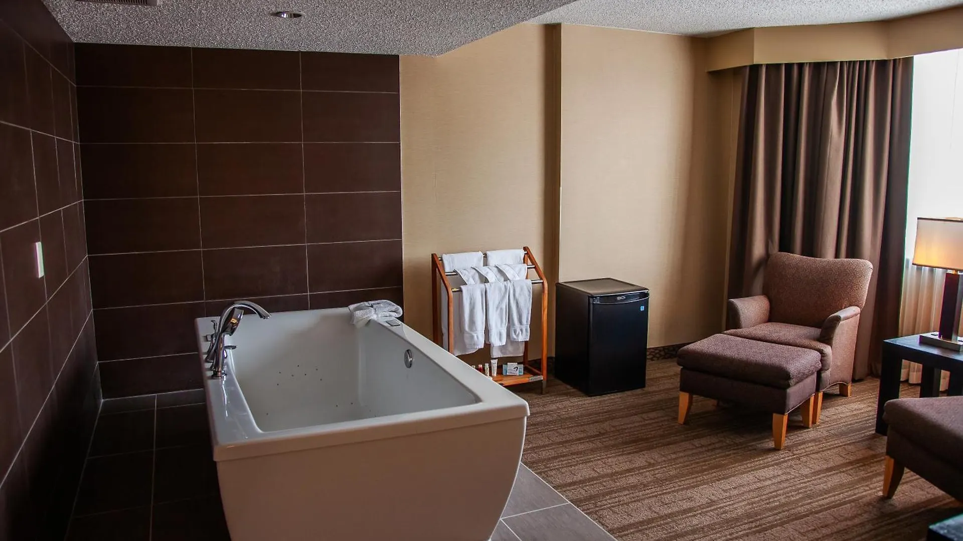 Edmonton Hotel & Convention Center Edmonton