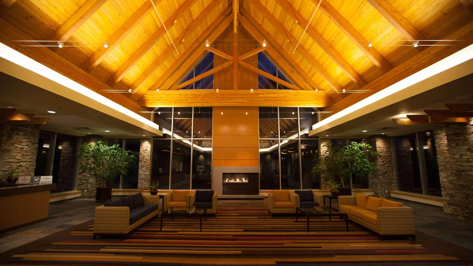 Edmonton Hotel & Convention Center Edmonton
