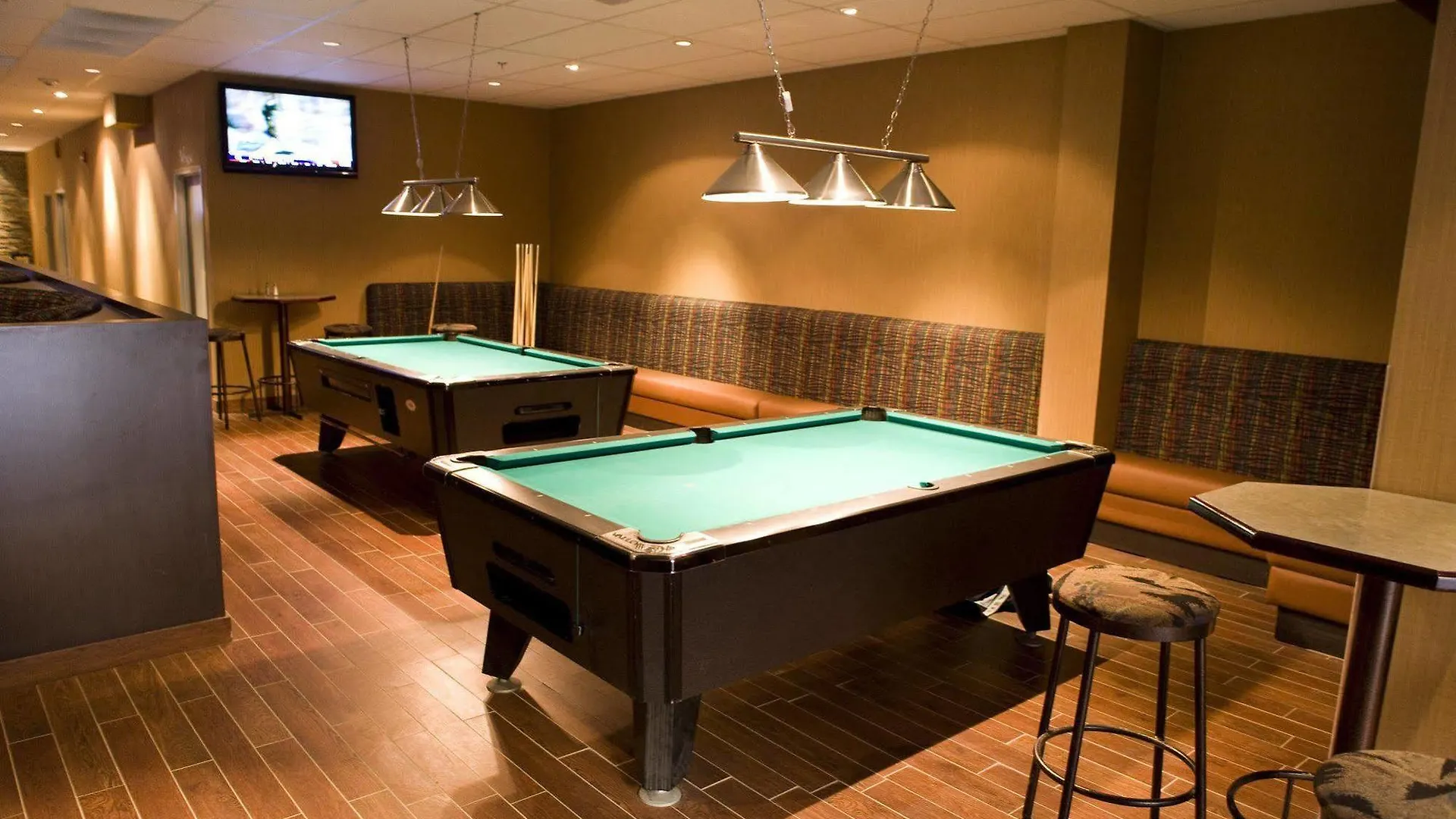 Edmonton Hotel & Convention Center Edmonton